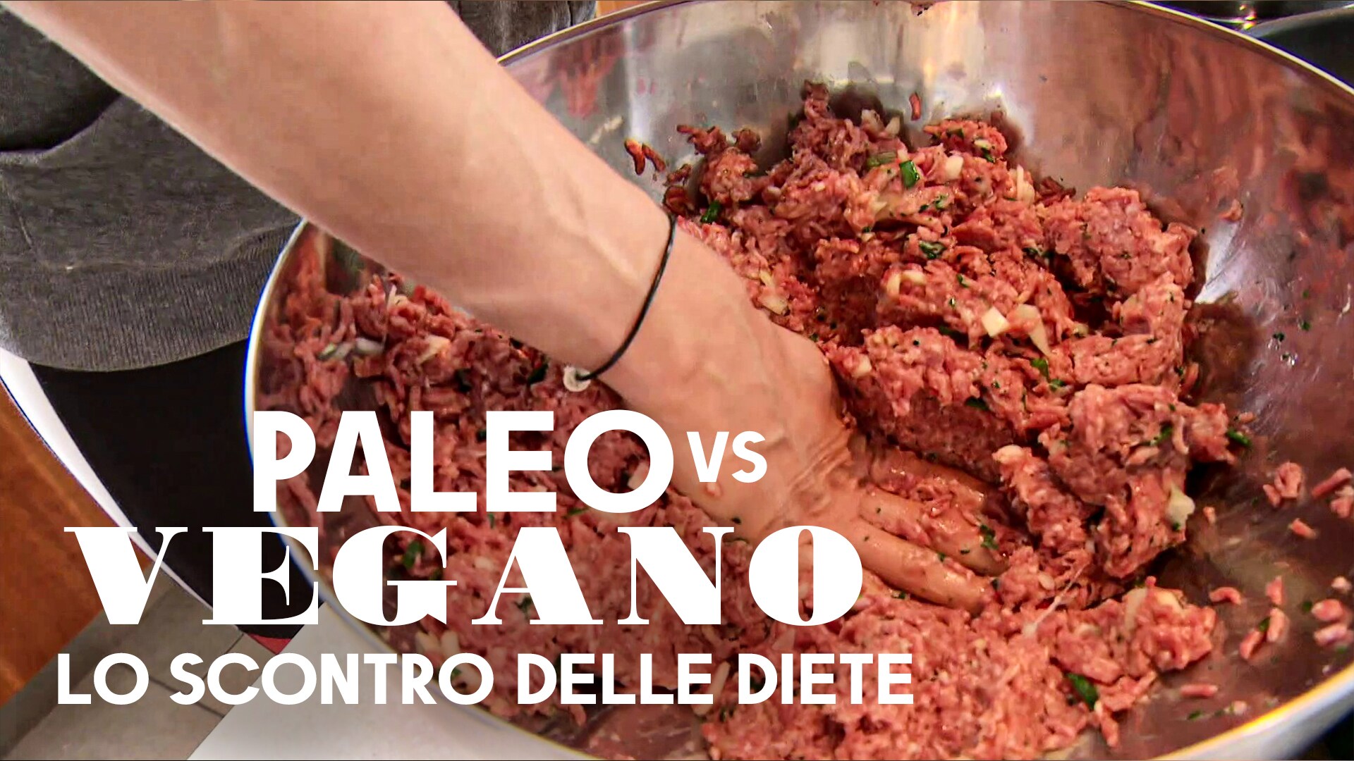 Paleo vs vegano: lo scontro delle diete