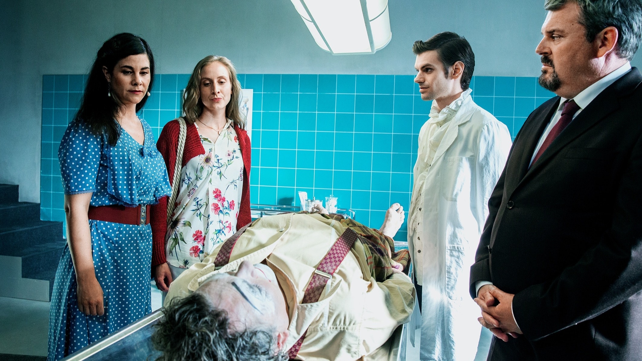 Der Bestatter - Staffel 1,2,3,4,5,6,7 - Serien | Play Suisse