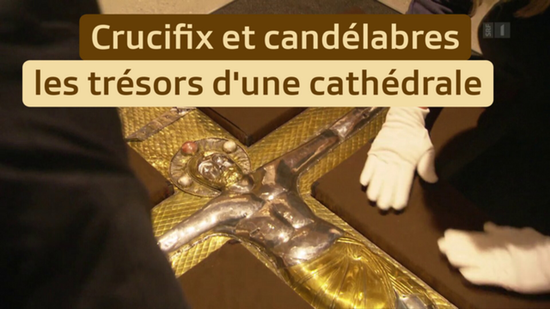 Crucifix et candélabres - les trésors d'une cathédrale