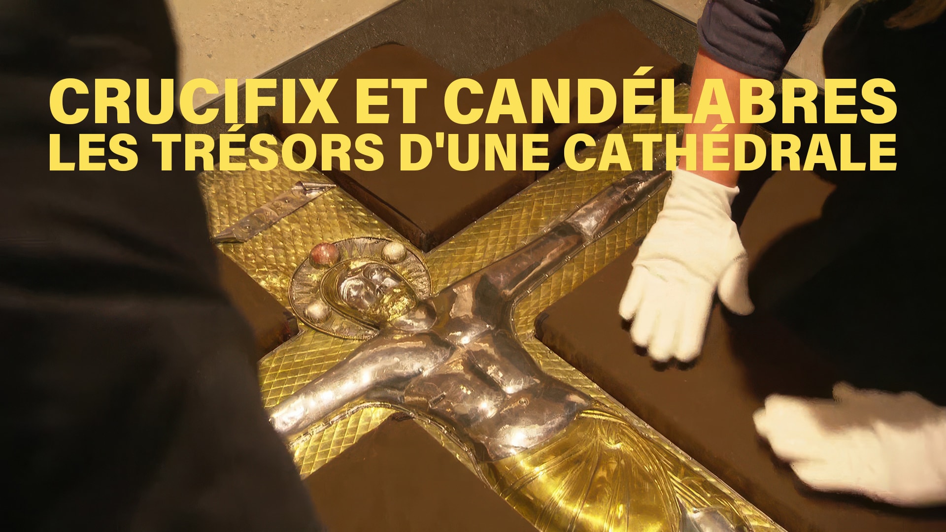 Crucifix et candélabres - les trésors d'une cathédrale